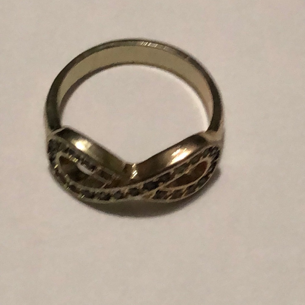 Infinity ring - Picture 3 of 3